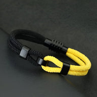 Bracelet cordon double jaune et noir à nœud, style masculin, fermeture coulissante noire.