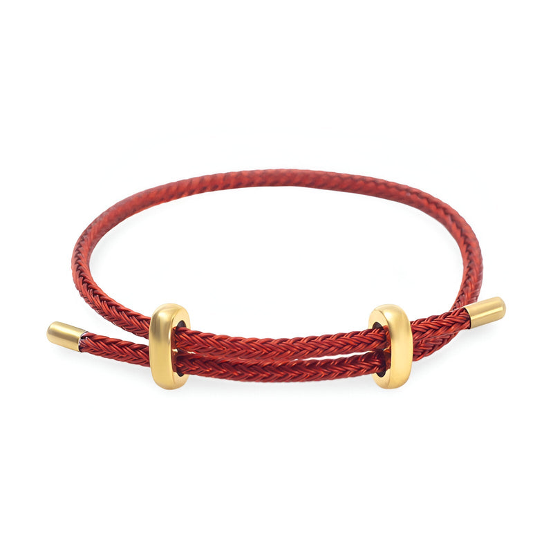 Bracelet cordon rouge tressé avec détails en acier inoxydable doré, style authentique Hitam.