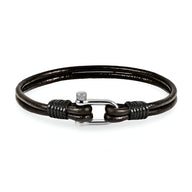 Bracelet cordon noir en cuir avec mousqueton en acier inoxydable argenté pour homme.