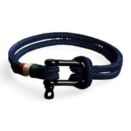 Bracelet cordon bleu avec mousqueton noir en acier inoxydable, style marin élégant.