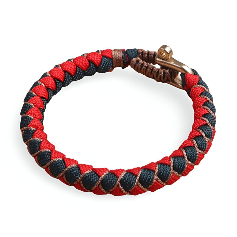 Bracelet cordon Jasmin en paracorde rouge et vert avec mousqueton doré.