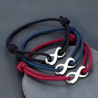 Lot de bracelets cordon ajustables avec ornement infini argenté en noir, bleu marine et bordeaux.