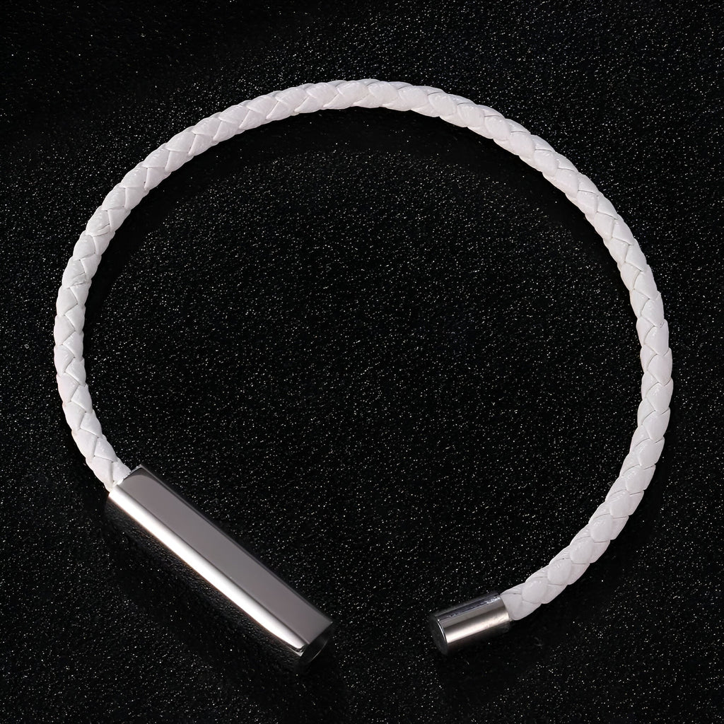 Bracelet cordon blanc en cuir tressé avec plaque argentée personnalisable, modèle Grety.