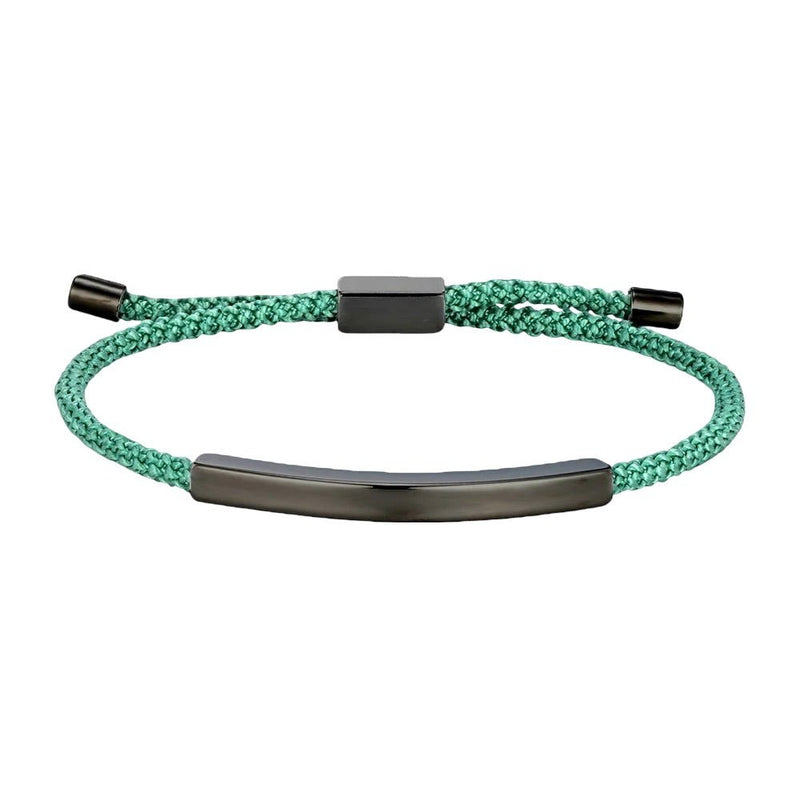 Bracelet cordon vert pomme avec plaque longue en acier inoxydable gris foncé, ajustable.