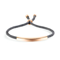 Bracelet cordon noir avec gourmette en acier inoxydable doré rose, modèle Lydie.