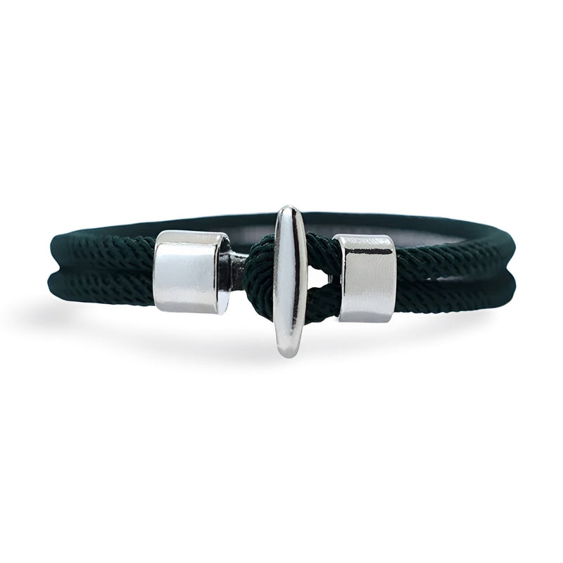 Bracelet cordon homme coton bleu marine avec fermoir bouton en métal argenté.