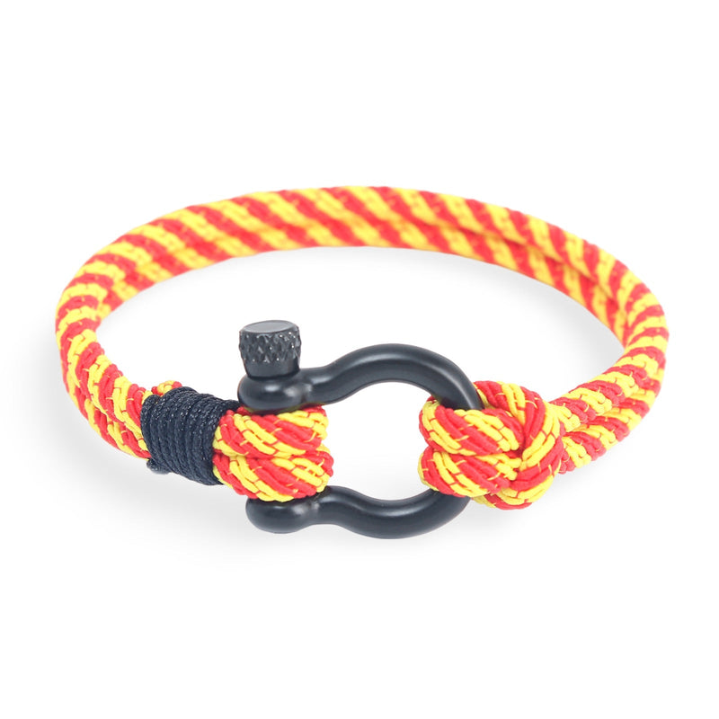 Bracelet cordon rouge et jaune tressé avec mousqueton noir mat pour homme.