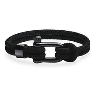 Bracelet homme cordon noir avec mousqueton en métal noir mat, style minimaliste.