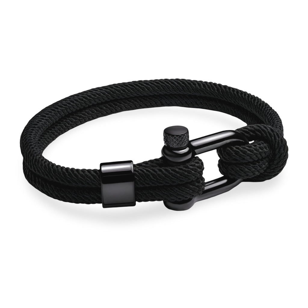 Bracelet cordon noir pour homme avec mousqueton métallique noir mat, style minimaliste.