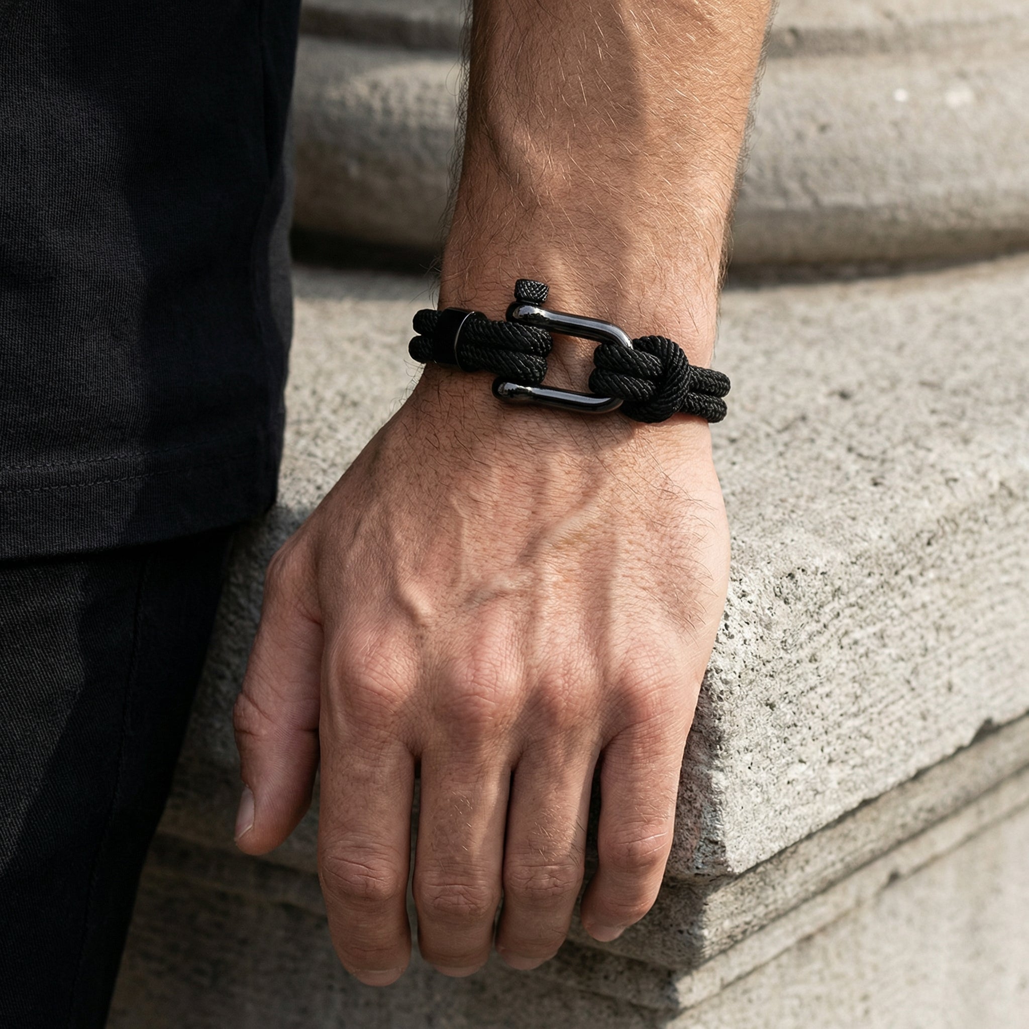 Bracelet cordon pour homme, mousqueton noir, modèle Étienne