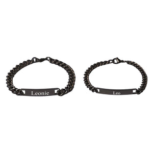 Bracelets gourmette couple en acier inoxydable noir avec plaques gravées des prénoms Léonie et Leo, style élégant et moderne.