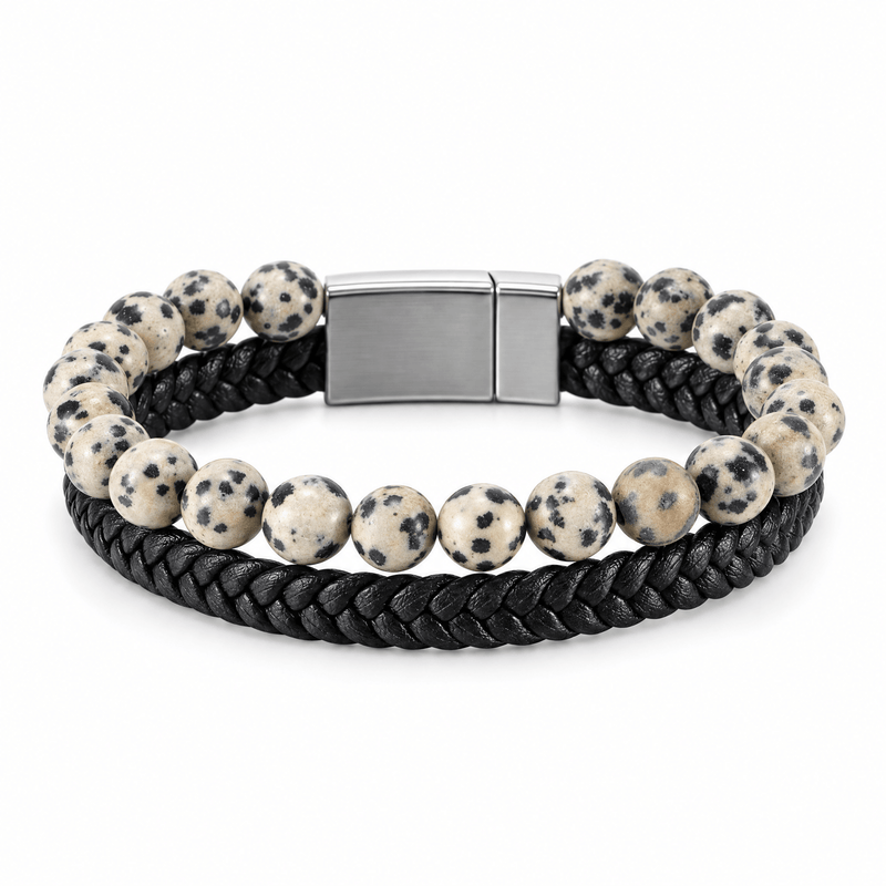 Packshot studio bracelet Ancourt Jaspe dalmatien, vue de face sur fond blanc.