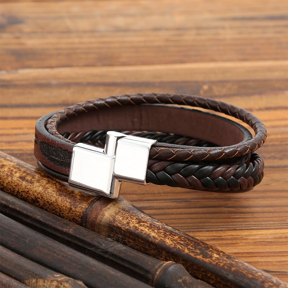Bracelet cuir multi rangs homme, bracelet tressé avec motif plume, fermoir magnétique acier inoxydable, style naturel et caractère affirmé, modèle Greg
