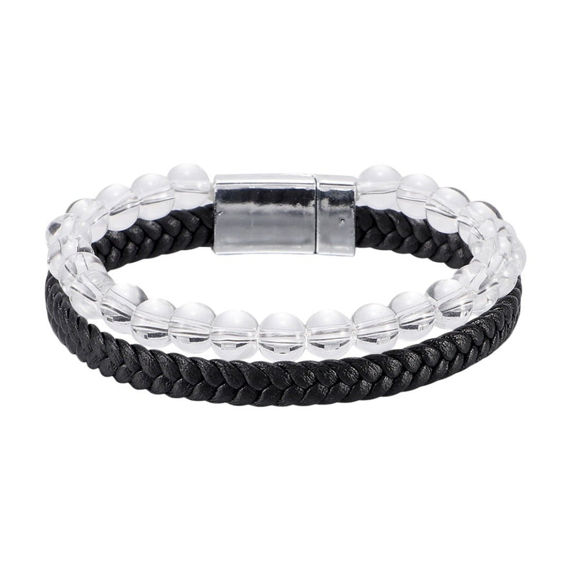 Bracelet homme avec perles en pierres transparentes, cuir noir tressé, fermoir magnétique acier argenté.