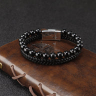 Bracelet homme double tour cuir tressé noir et perles noires brillantes, fermoir magnétique acier inoxydable.