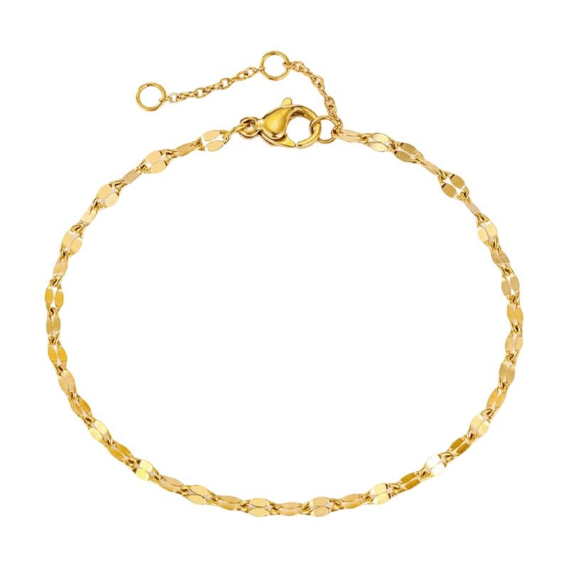 Bracelet de cheville fin en acier inoxydable doré avec maille grain de café et fermoir mousqueton.
