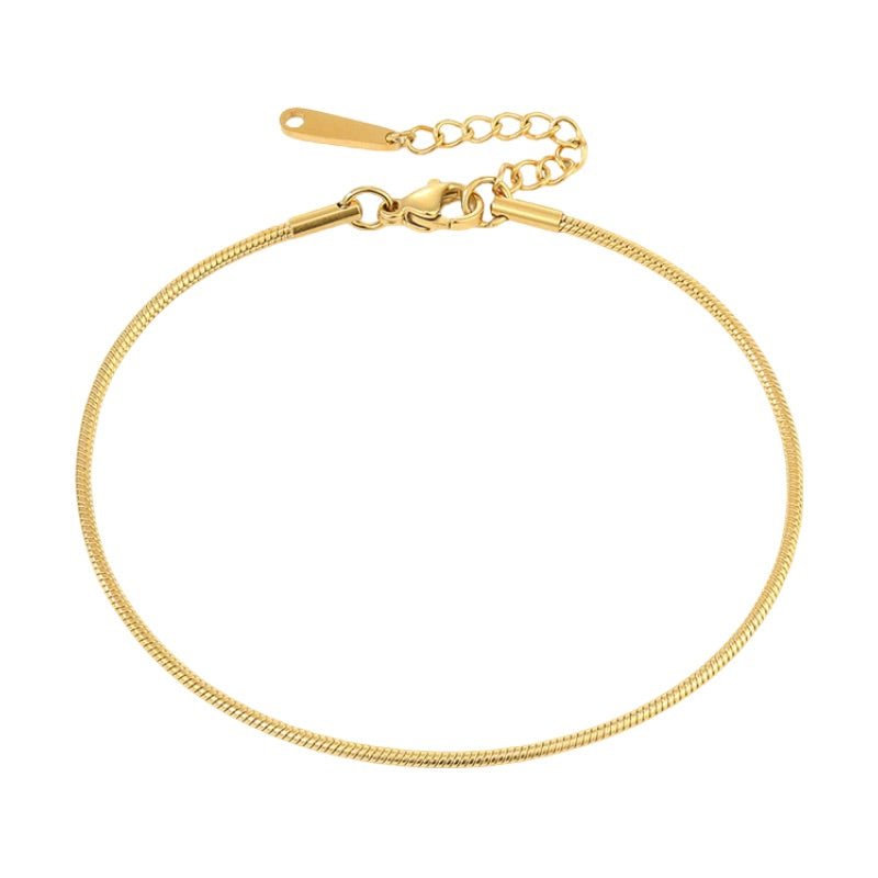 Bracelet de cheville en acier inoxydable doré, maille serpent fine avec fermoir réglable.