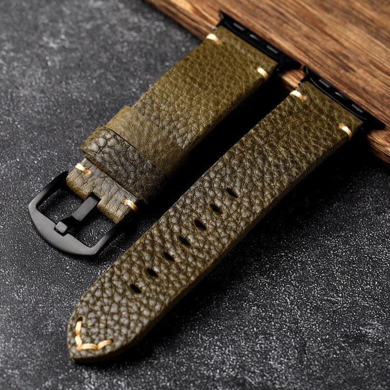 Βραχιόλι Apple Watch από γνήσιο δέρμα με υφή, σε απόχρωση ελιάς, με ατσάλινη αγκράφα, μοντέλο Gustave
