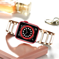 Bracelet Apple Watch en acier inoxydable or rosé avec maillons ajourés pour homme.