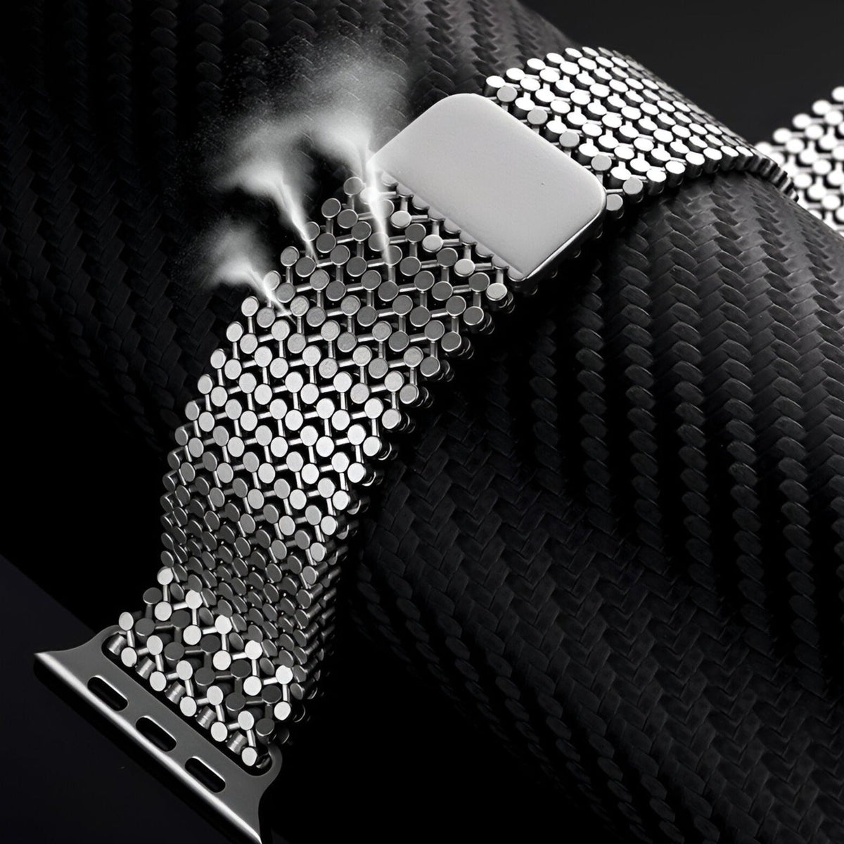 Bracelet Apple Watch Galixo en acier inoxydable gris métallique à maillons ronds ajustables.