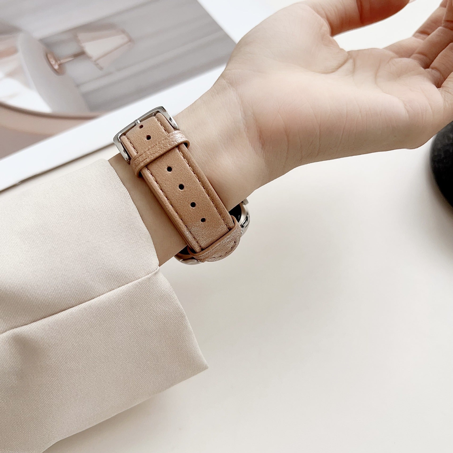 Bracelet de montre connectée, Apple Watch, en cuir, pour femme, modèle Cerys - La Boutique du Bracelet