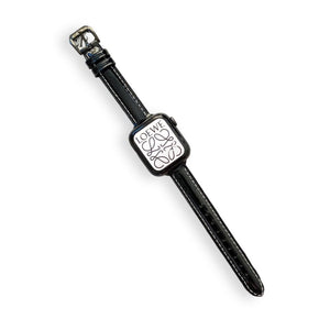 Bracelet Apple Watch cuir noir pour femme, modèle Dexa, boucle argentée élégante.