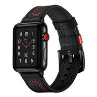 Bracelet Apple Watch en cuir noir avec coutures rouges et boucle noire mate pour homme.