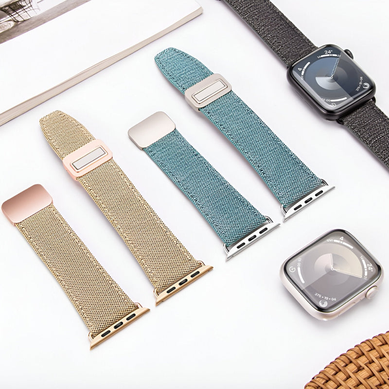 Bracelet Apple Watch en cuir tissé turquoise et beige, attaches métalliques roses et argentées.