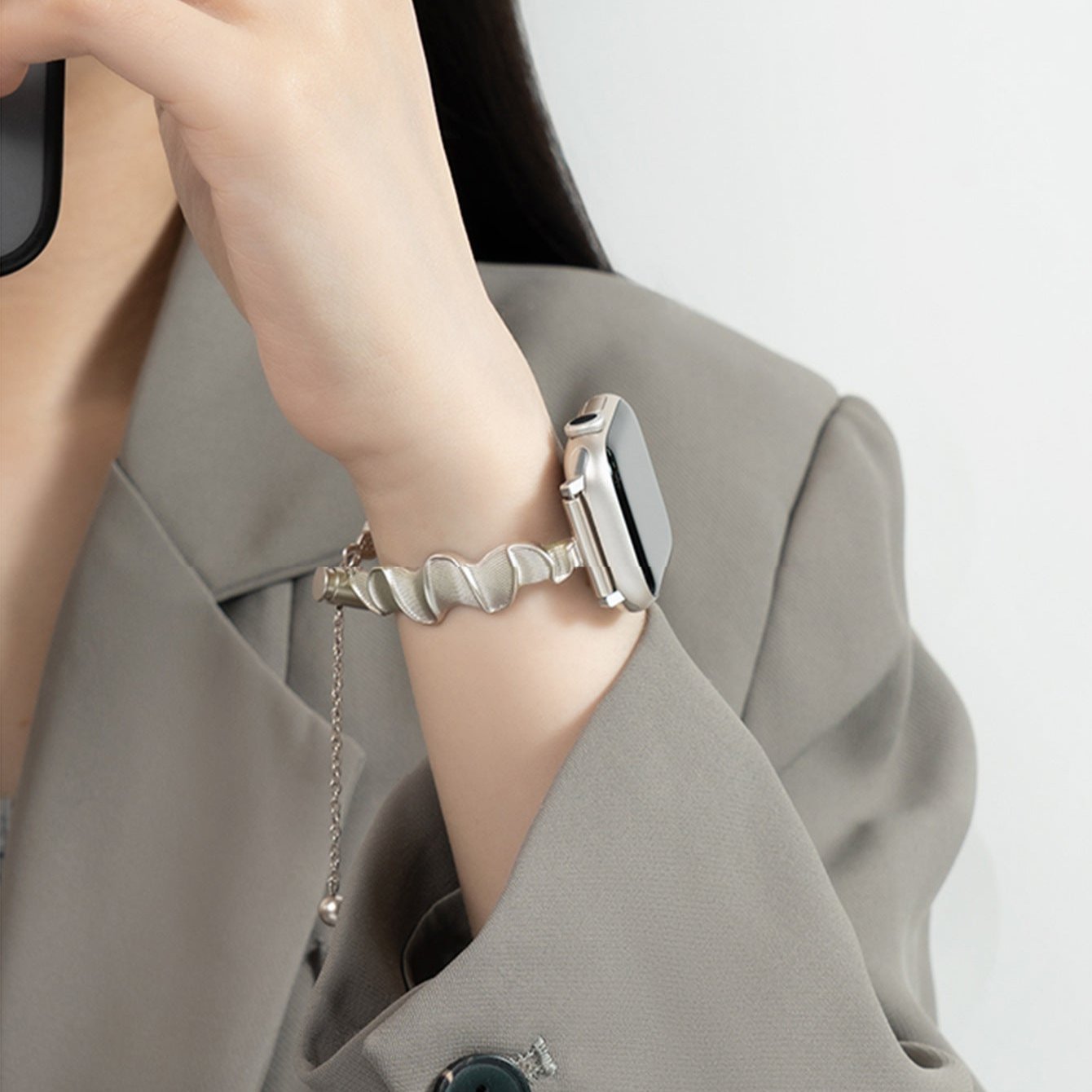 Bracelet de montre connectée, Apple Watch, en métal torsadé, pour femme, modèle Estela - La Boutique du Bracelet