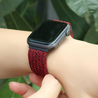 Bracelet Apple Watch en nylon tressé rouge, adapté aux tailles 38 à 42 mm, style mixte Pax.