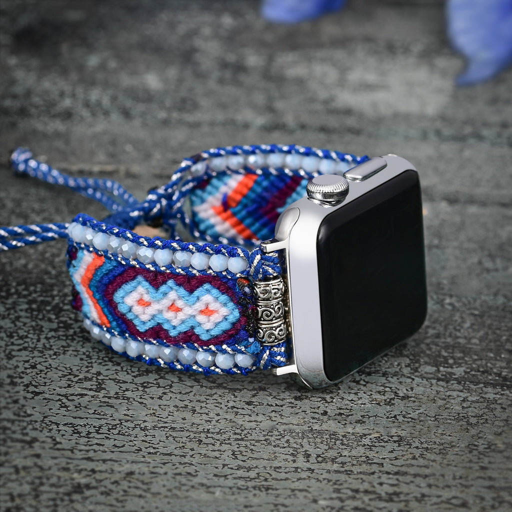 Bracelet Apple Watch bleu en nylon tressé orné de cristaux, style ethnique féminin.