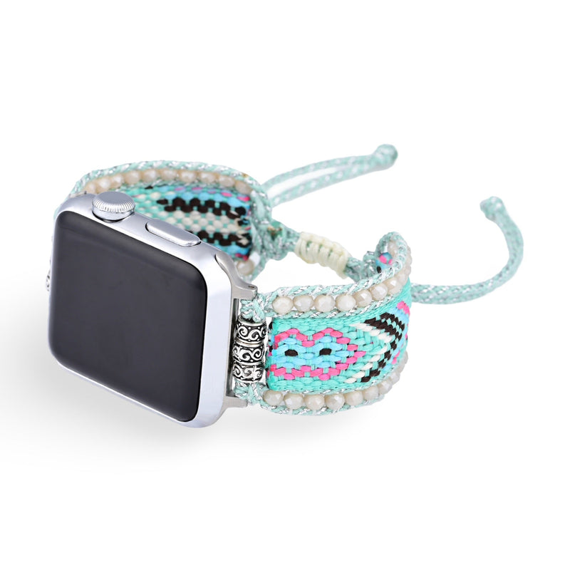 Bracelet Apple Watch en nylon bleu avec cristaux décoratifs et motifs tissés colorés pour femme, modèle Orin.