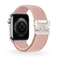 Bracelet Apple Watch en nylon rose pâle avec boucle tactique coloris beige clair.