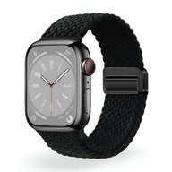 Bracelet Apple Watch en nylon tressé noir, fermeture magnétique ajustable, modèle Xylon.