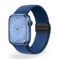 Bracelet Apple Watch en nylon tressé bleu nuit avec fermoir noir pour poignet 38-42 mm.