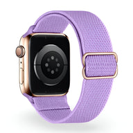 Bracelet Apple Watch en nylon lavande, boucle rose doré, taille ajustable.