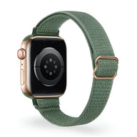 Bracelet Apple Watch en nylon tissé vert kaki avec boucle réglable en métal doré rose.