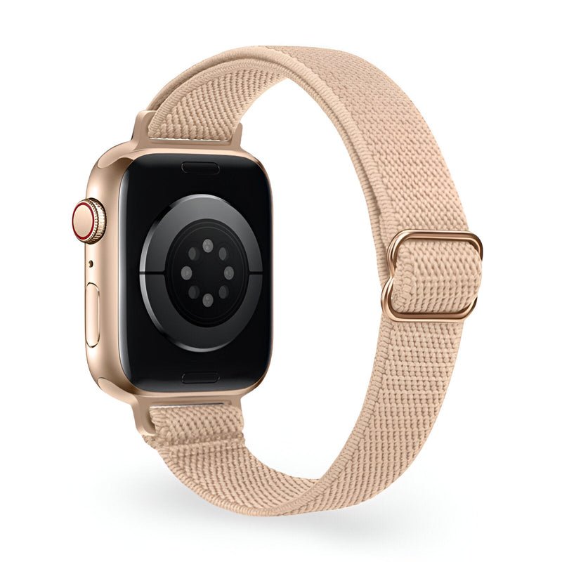 Bracelet Apple Watch en nylon tissé beige clair pour femme, modèle Azura, boucle ajustable.