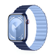 Bracelet Apple Watch silicone bleu marine extérieur et bleu clair intérieur, style sport, modèle Bryn.