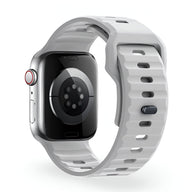 Bracelet Apple Watch en silicone gris clair avec bouton de réglage noir, style Kylix.