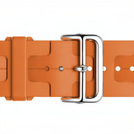 Bracelet Apple Watch en silicone orange avec boucle métallique brillante, modèle Luxa, taille 38-42 mm.