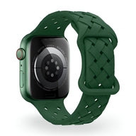 Bracelet Apple Watch silicone vert foncé tressé style Quorra, ajustable et mixte.