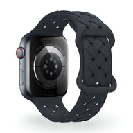 Bracelet Apple Watch en silicone noir tressé style Quorra, adapté pour 38 à 42 mm.