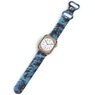 Bracelet Apple Watch en silicone bleu camouflage, style mixte, modèle Alar, tailles 38-42 mm et 43-49 mm.