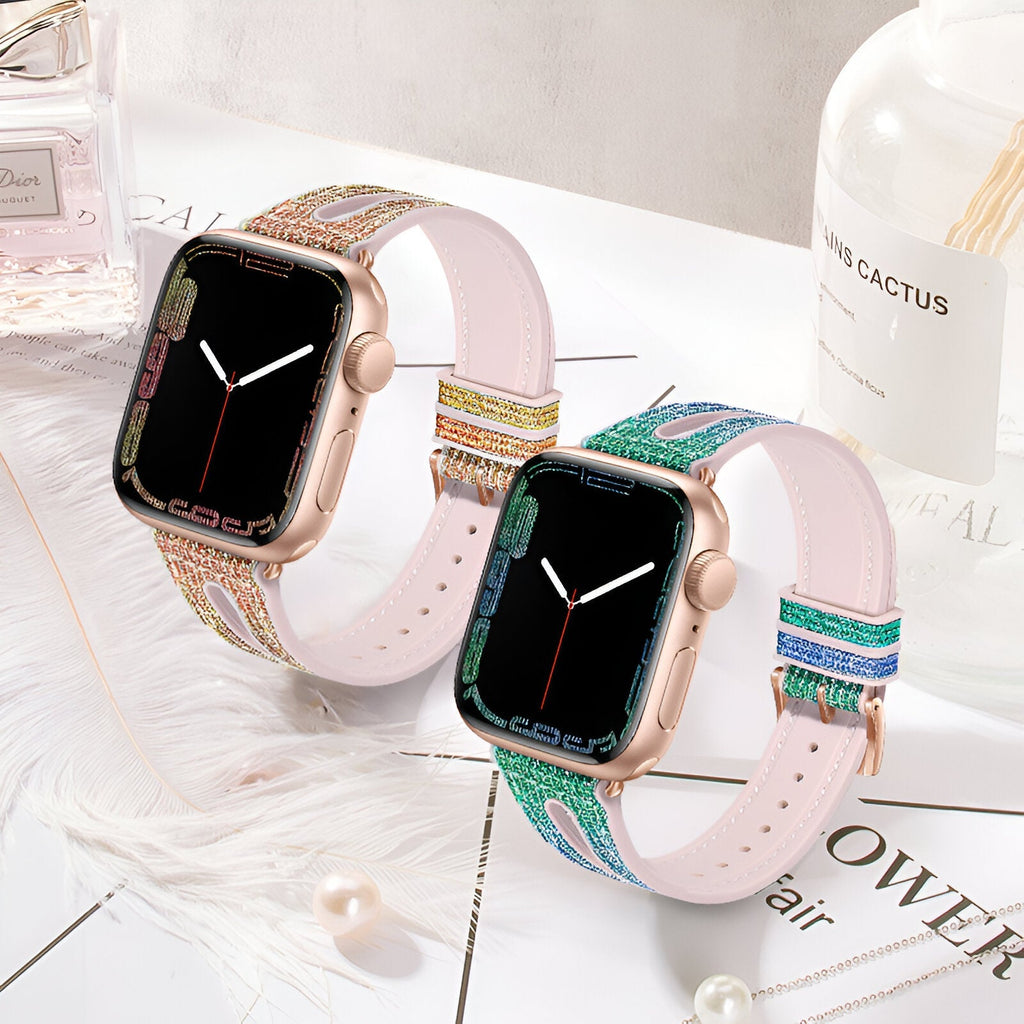 Bracelet Apple Watch en silicone rose avec paillettes et motifs multicolores, modèle Rhea.