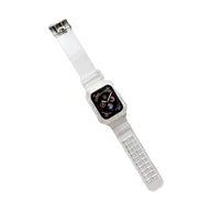 Bracelet Apple Watch en silicone blanc translucide pour femme, modèle Indra, taille ajustable.