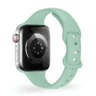 Bracelet Apple Watch en silicone vert menthe pour femme, modèle Kairo, taille 38 à 42 mm.
