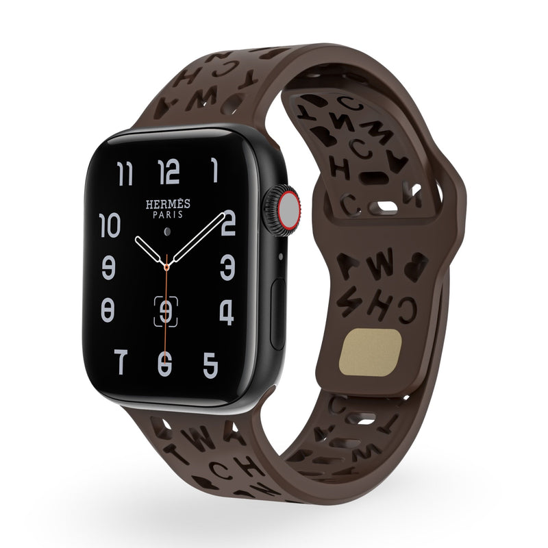 Bracelet Apple Watch en silicone marron avec motifs lettres découpées pour femme.