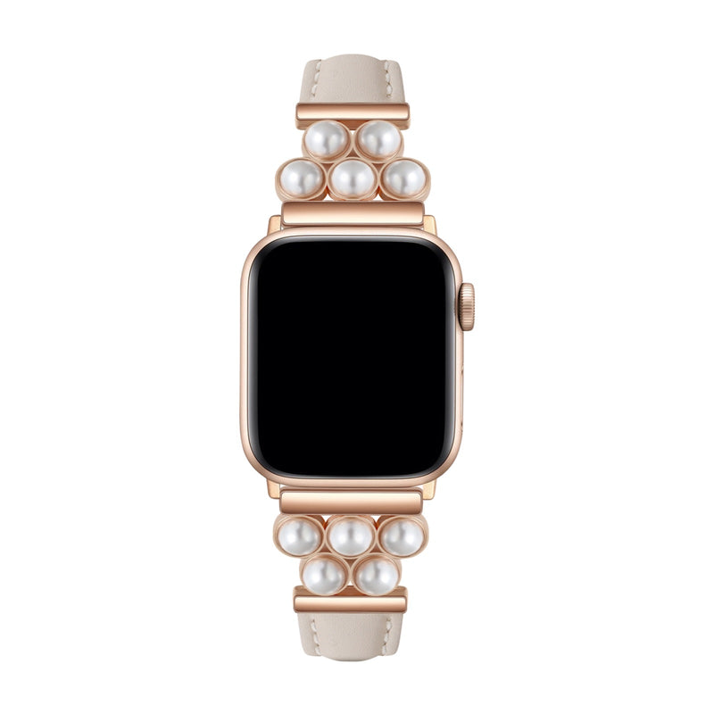Bracelet Apple Watch taupe en simili vegan orné de perles blanches, modèle Amira, pour femme.