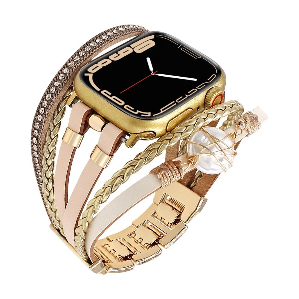 Bracelet Apple Watch multi-rangs doré avec perle d'eau douce et lanières rose et or tressées.